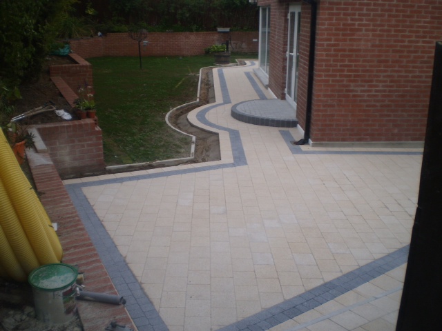 Hollywood Patio, Walkway and Steps